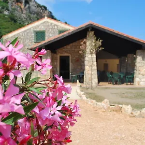 3* Couette-café Punto Di Ristoro Uttolo